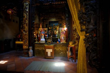 İç Asya'da Tapınağı 