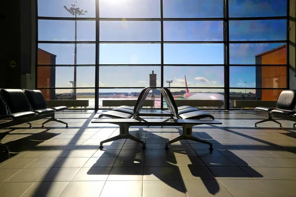 Terminal hall at the airport — Stock Photo, Image