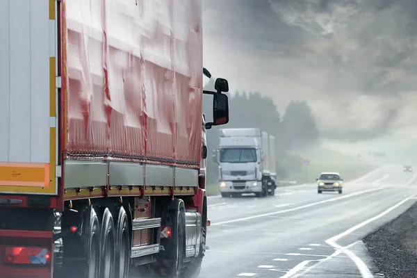 Trucks on  road,  logistics — Stock Photo, Image