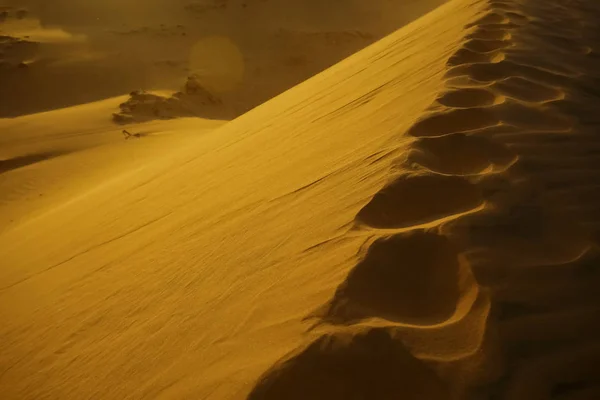 Sand dunes in the desert — Stock Photo, Image