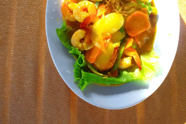 Dîner, salade de crevettes — Photo
