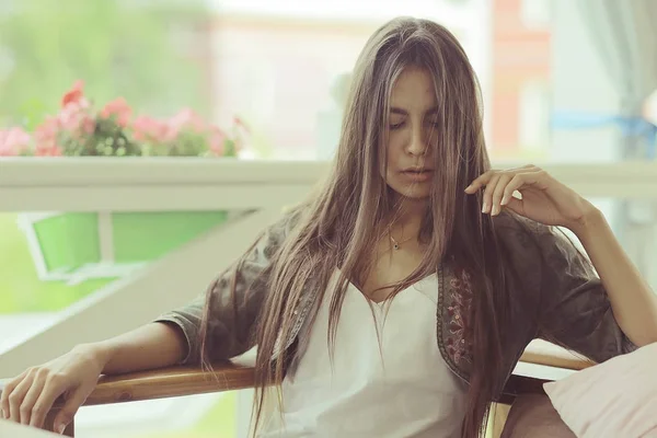 Young woman with long hair — Stock Photo, Image