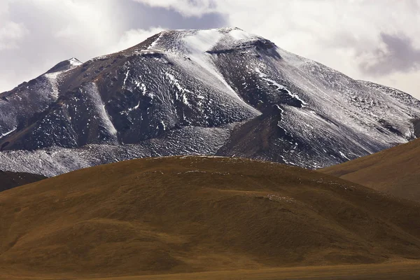 Paisagem das montanhas do Himalaia — Fotografia de Stock