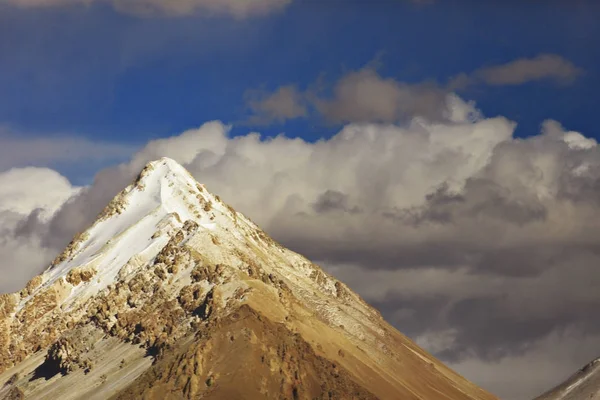 Himalaya Dağları'nın peyzaj — Stok fotoğraf