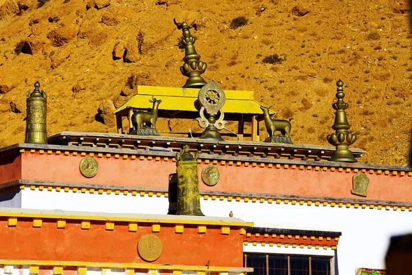 Buddhista Vallási Szimbólumok Ősi Tibeti Templom Buddhizmus Szellemi Kultúra — Stock Fotó