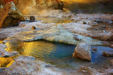 sıcak termal kaynakları