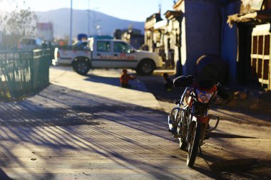 Tibet, Çin'deki eski şehirdeki sokak 