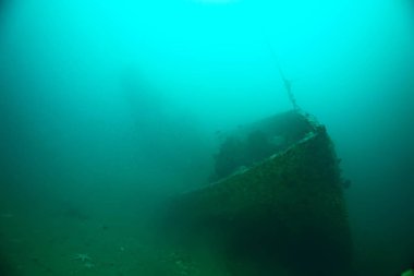 deniz altındaki batık