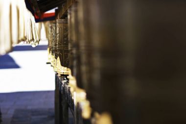 mantra ile altın davul  