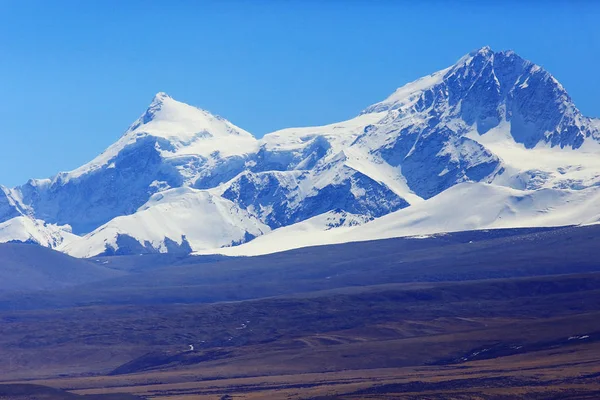 Montañas del Himalaya en el Tíbet — Foto de Stock