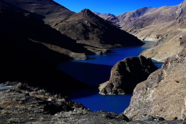 Himalaya Dağları'nda Nehri