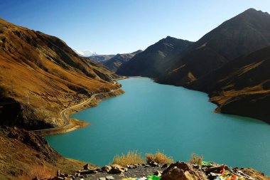 Himalaya Dağları'nda Nehri