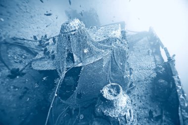 deniz altındaki batık