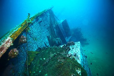 deniz altındaki batık