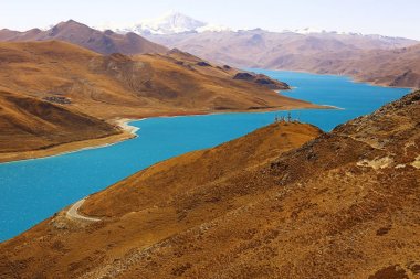 Himalaya Dağları'nda kutsal Gölü