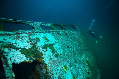 deniz altındaki batık