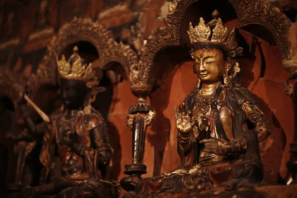 Statua buddista nel tempio — Foto Stock