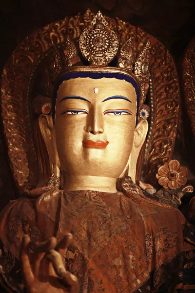 在寺的佛教雕像 — 图库照片