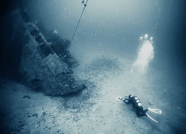 deniz altındaki batık