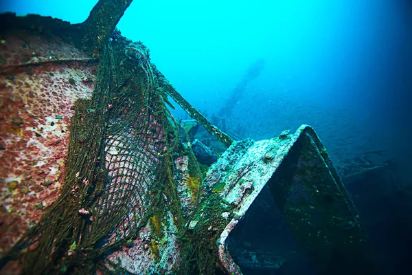 deniz altındaki batık