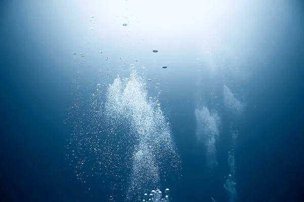 Bulles d'air sous-marines — Photo