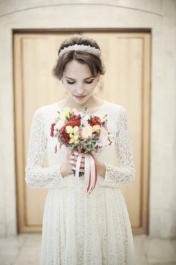 gelin buketi çiçek ile  