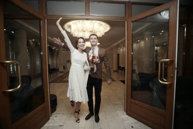 Gelin ve Damat Düğün Sarayı   
