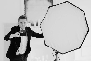 Studio erkek fotoğrafçı 