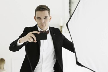 Studio erkek fotoğrafçı 