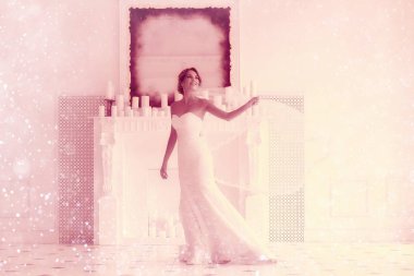 Gelin beyaz gelinlik içinde 