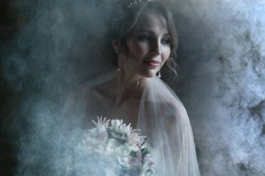 gelin buketi çiçek ile  