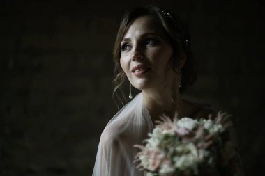 gelin buketi çiçek ile