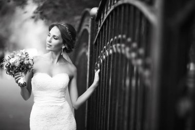 gelin buketi çiçek ile   