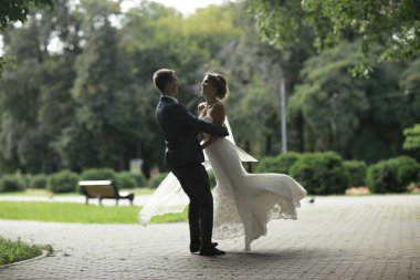 Gelin ve damat yaz Park