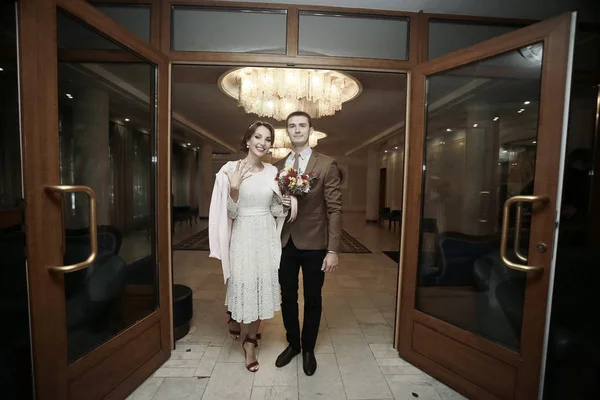 Gelin ve Damat Düğün Sarayı   