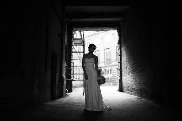 Bride in white wedding dress — Stock Photo, Image