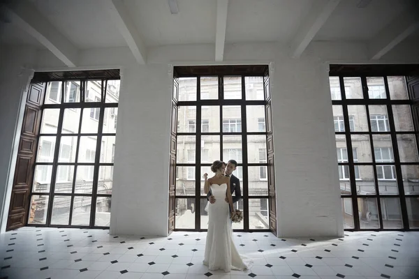 Gelin ve zarif iç groome 