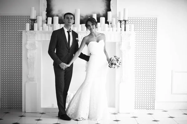 Gelin ve zarif iç groome 