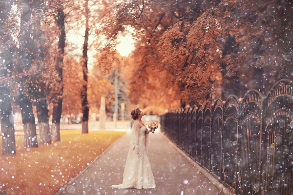 Bruid in witte trouwjurk — Stockfoto