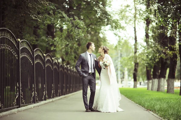 Gelin ve damat yaz Park