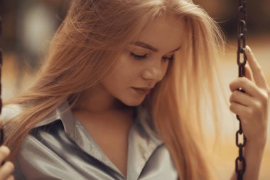 kadın zinciri atlı karınca 