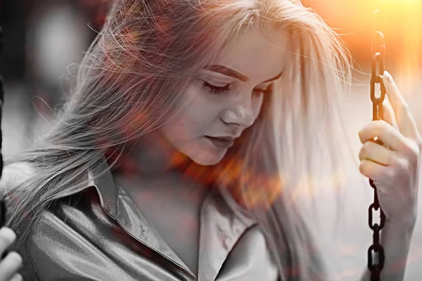 kadın zinciri atlı karınca 