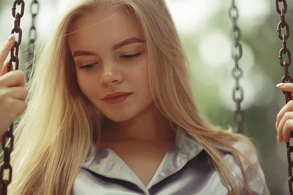 kadın zinciri atlı karınca 