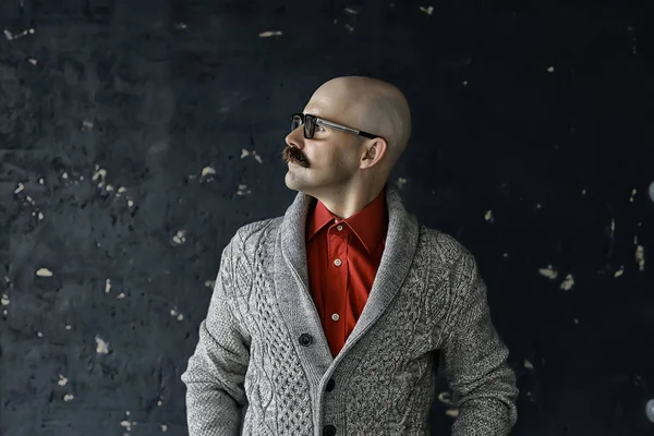 Vintage Stil Porträtt Man Med Stor Mustasch Ovanlig Gentleman — Stockfoto