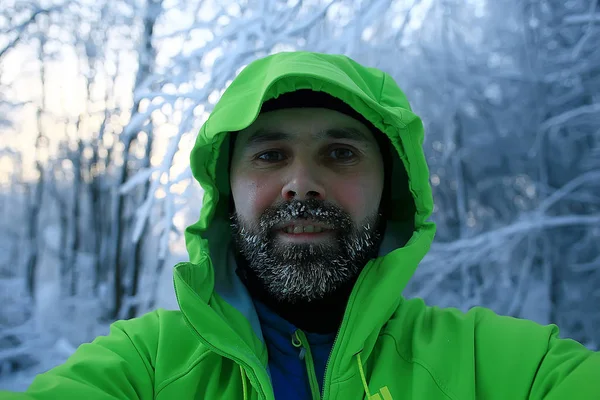 Barba Hoarfrost Retrato Jovem Barbudo Atividades Sazonais Livre Inverno Escandinávia — Fotografia de Stock