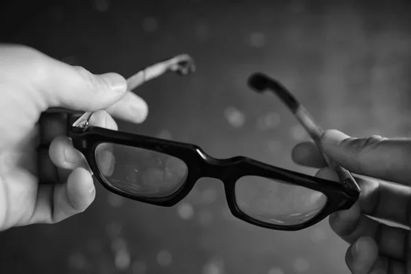 Glasses Vision Concept Man Holds Glasses His Hand — Stock Photo, Image