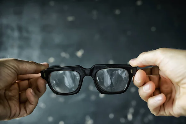 Glasses Vision Concept Man Holds Glasses His Hand — Stock Photo, Image