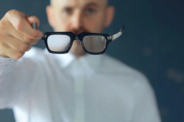 Vintage Hipster Mustasch Porträtt Man Med Lång Mustasch Ovanligt Utseende — Stockfoto