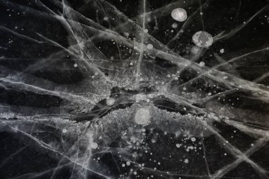 Ezilmiş buz camı arka planda çatlaklar, soyut mevsimsel arka plan, ezilmiş buz parçaları keskin kaplama