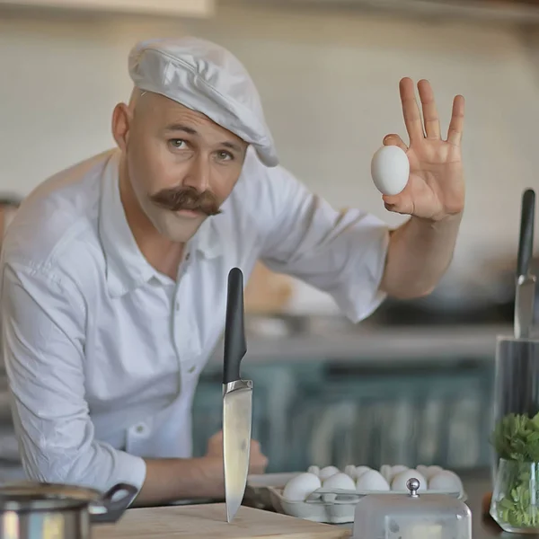 厨师的肖像 头戴帽子 职业的大男子主义厨师 — 图库照片